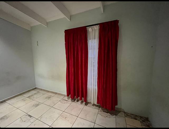 3 BEDROOM TOWNHOUSE FOR SALE IN WATERVAL EAST